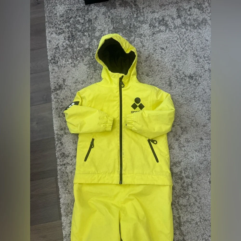 Oneskee Kids Neon Yellow One Piece Snow Suit Ski Suit Size 7-8 Waterproof - Picture 5 of 12
